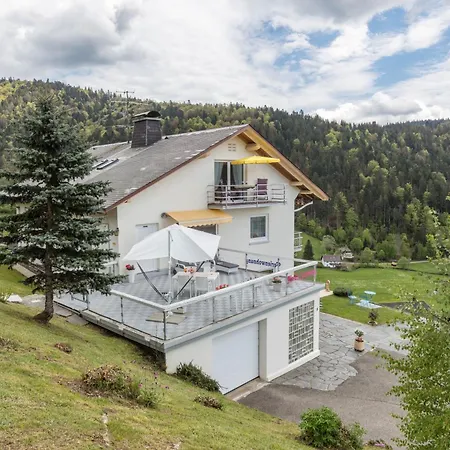 Haus Oehlberg Апартаменты Тодтмос